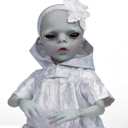 Bébé Alien reborn fille - Maya